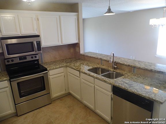4th image of 5626 Wood Oak St