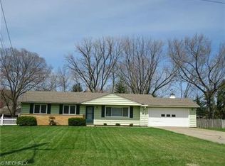 18294 Carol Dr, Strongsville, OH