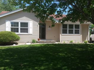 2240 Maish Ct, Des Moines, IA 50320