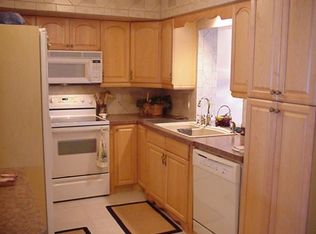 401 Country Club Dr, Oldsmar, FL 34677