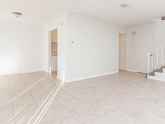 4th image of 1350 S Diamond Bar Blvd Unit C
