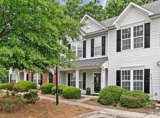 8048 Sapwood Ct, Matthews, NC 28104
