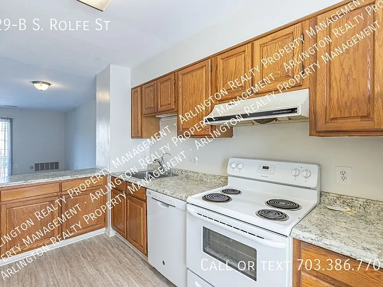 929 S Rolfe St #B — Photo 9