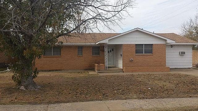 1st image of 822 Morton Ave