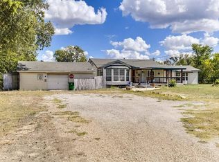 1120 Pratt Rd, Red Oak, TX 75154