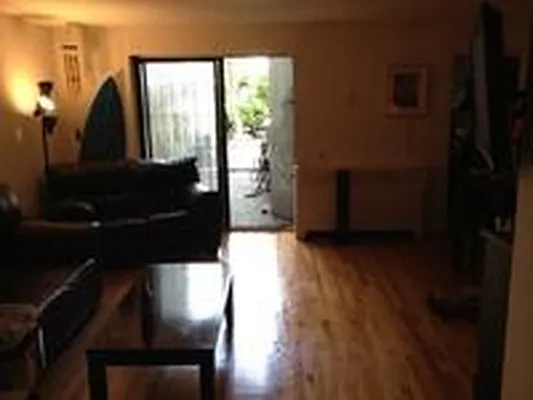 Rented by Dynamik Realty | media 13