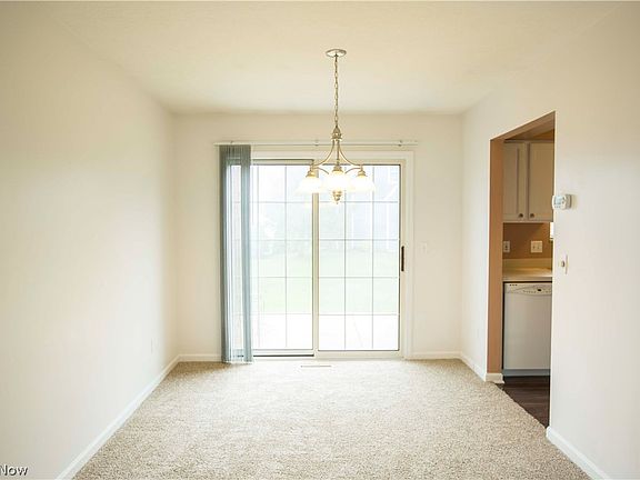 5th image of 2607 Burridge Cir #29M