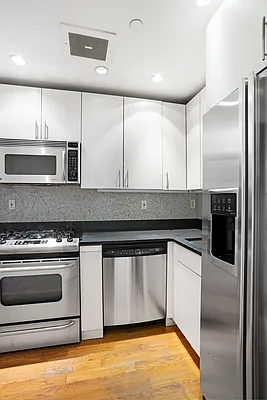 Rented by Douglas Elliman | media 14