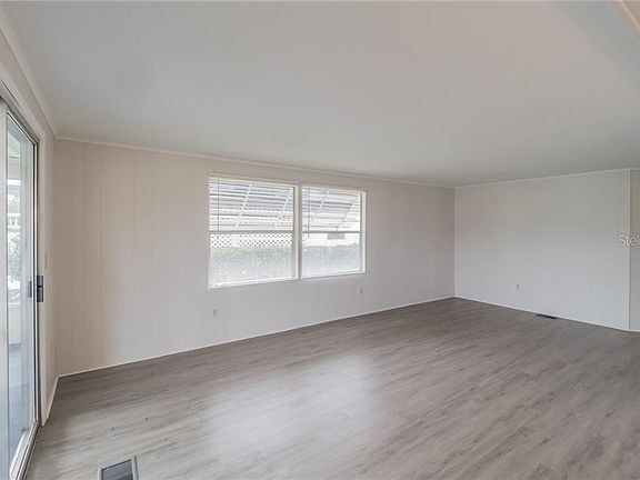 5th image of 509 Hawthorne Blvd