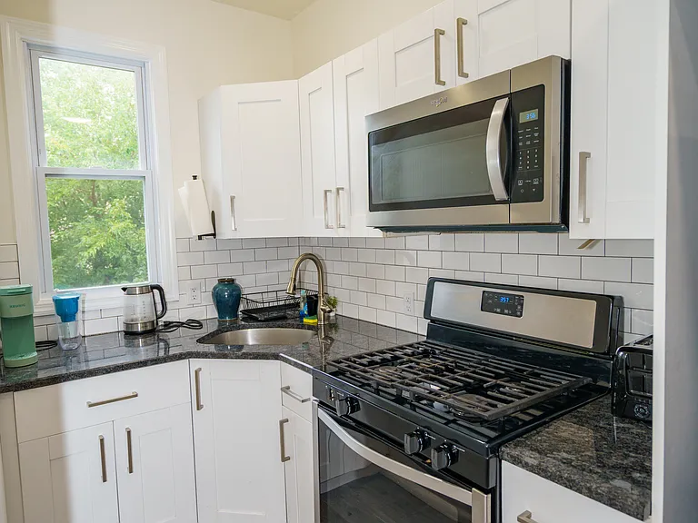 107 Highland Ave #2 — Photo 4