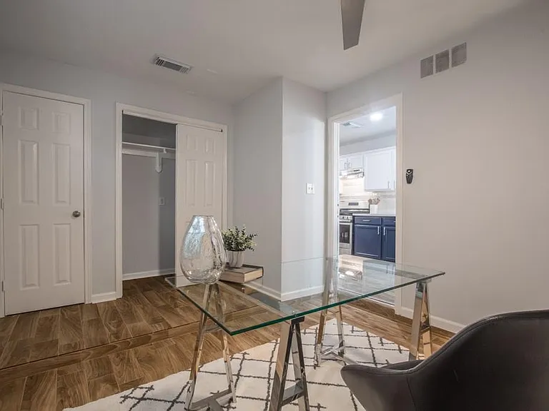 1422 Ruthven St — Photo 44