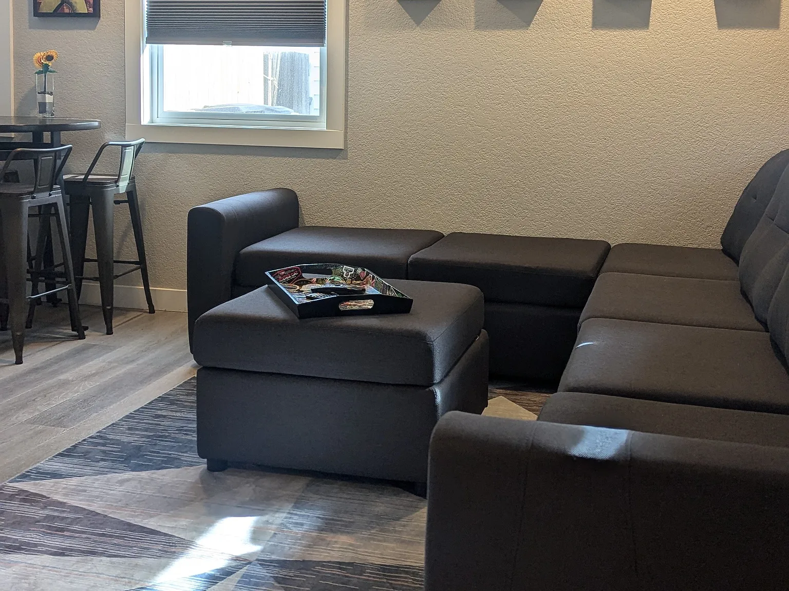 2 bed, 704 sqft, $3,000 — Photo 3