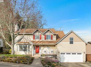 11169 SE Cranberry Loop, Clackamas, OR 97015