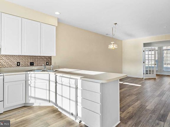 5th image of 38417 Driftwood Unit 605