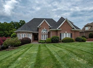 4387 1st Street Dr NW, Hickory, NC 28601