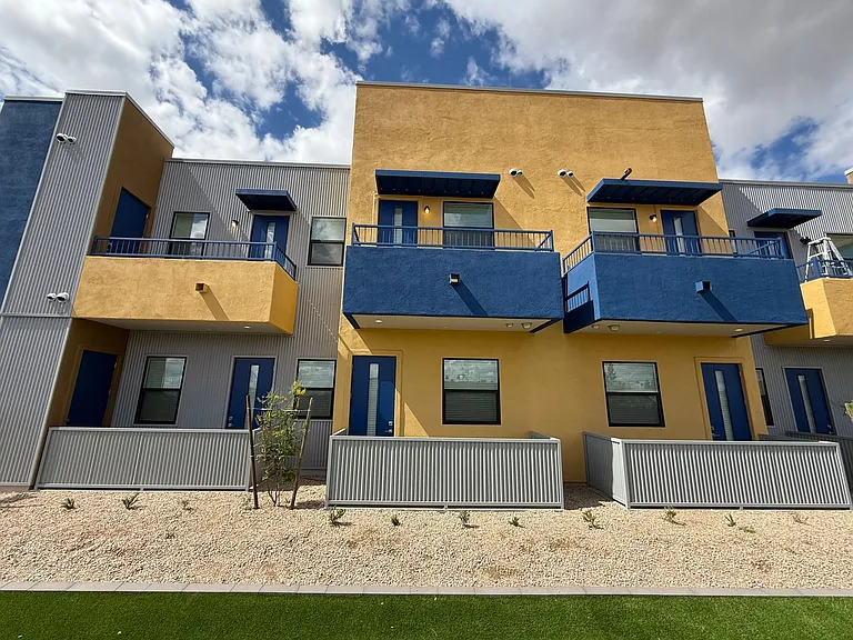 455 Lofts — Photo 21