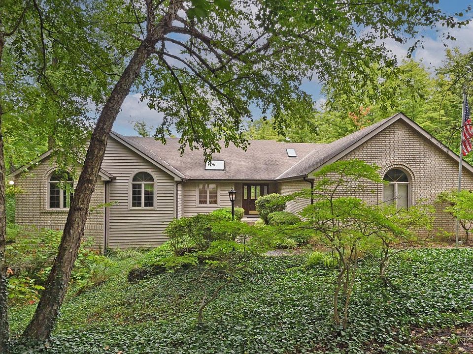 1st image of 912 Trevino Ct
