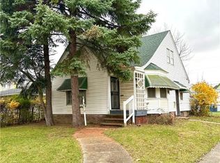 12613 Holborn Ave, Cleveland, OH 44105