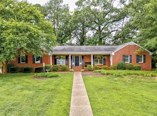 821 Normandy Dr, Suffolk, VA 23434