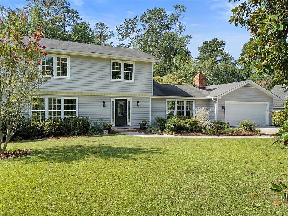 1st image of 2952 Cheshire Dr