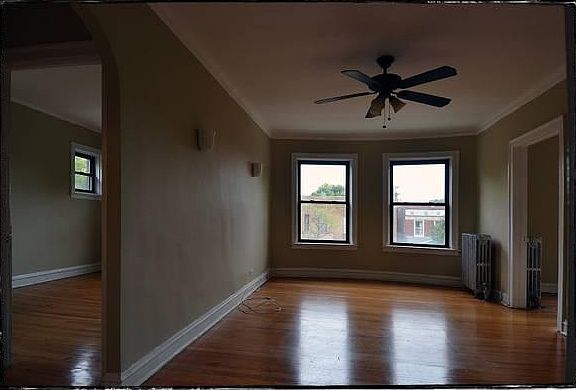 2nd image of 1431 W Carmen Ave APT 2A