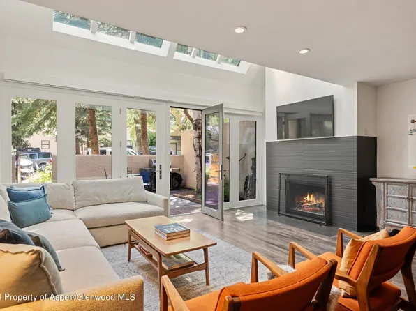324 W Hopkins Ave, Aspen, CO 81611