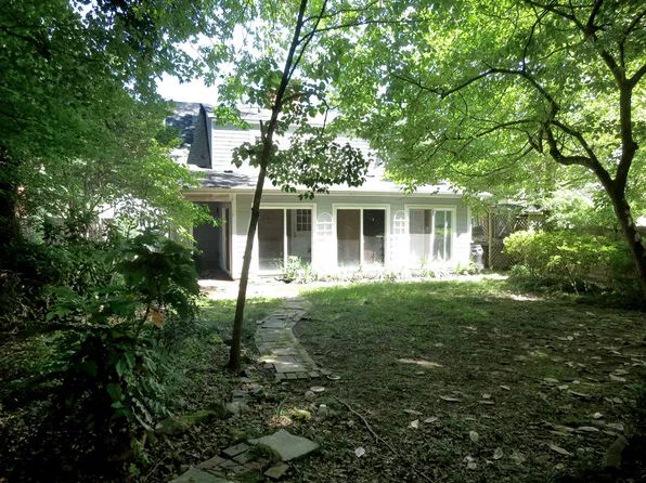 203 Carr St, Chapel Hill, NC 27516