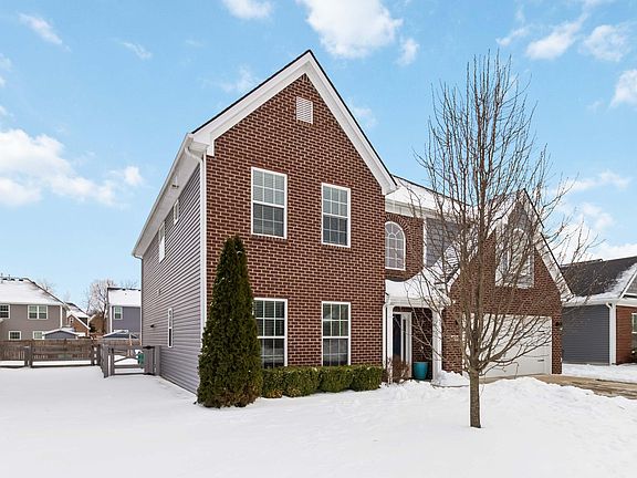 3rd image of 433 Hastings Ln