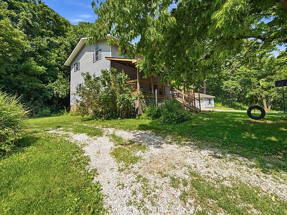 3rd image of 842 Thenius Rd