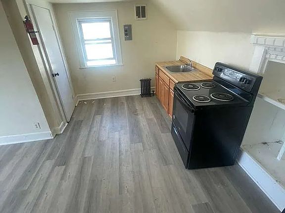 2nd image of 180 Columbia Ave #6D