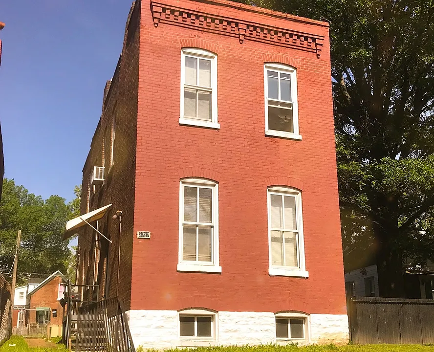 3727 Wisconsin Ave #B