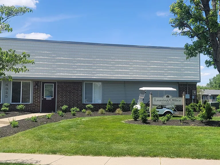 Villages on Madison Apartments — Photo 12