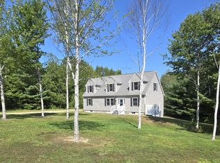 86 Bluebird Rd, Warren, ME 04864
