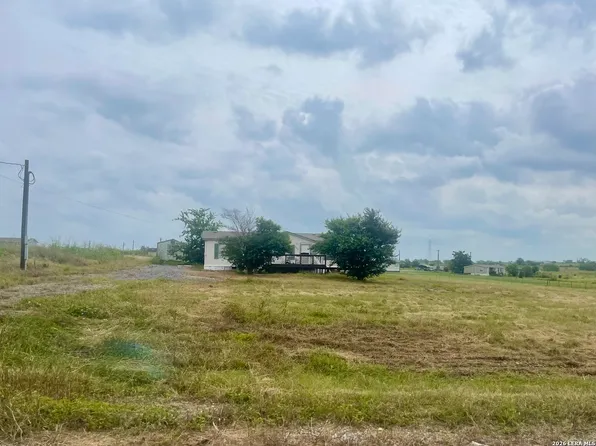 245 RIDGE RUN DR LOT 32, Seguin, TX 78155