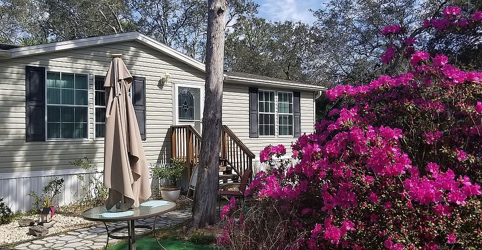 1st image of 31 Wildwood Dr