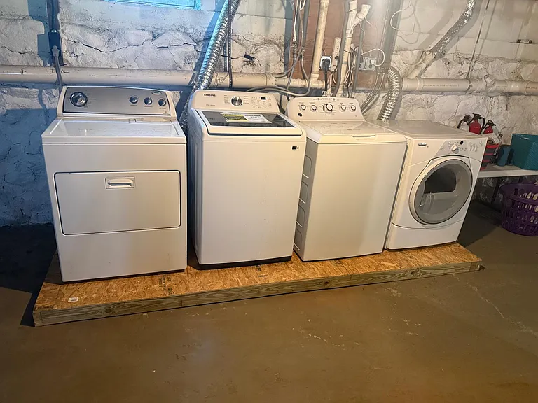 145 Maple St — Photo 33