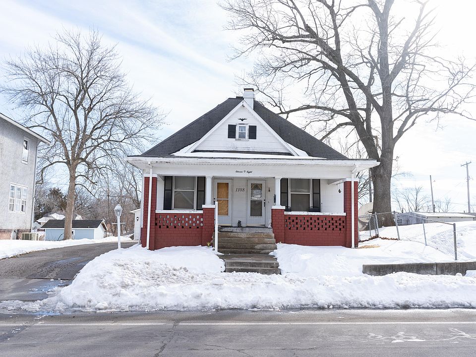 2nd image of 1108 Concannon St