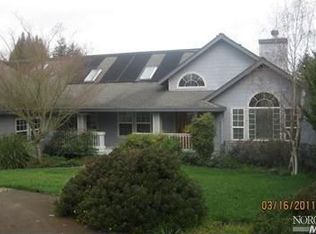 452 Ronsheimer Rd, Penngrove, CA 94951