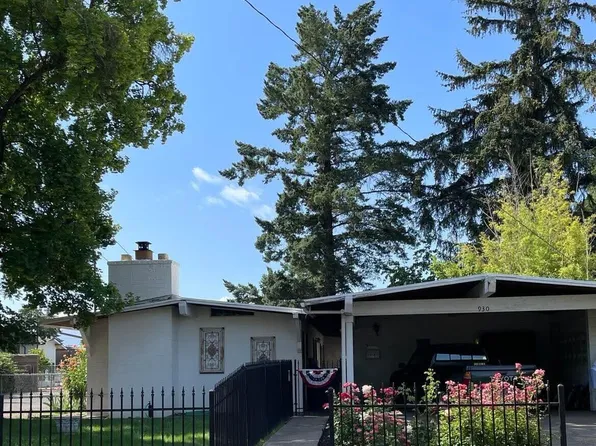 930 Reddy Ave, Medford, OR 97504