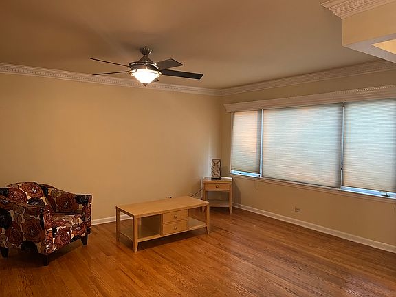 3rd image of 433 S Illinois Ave
