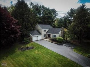 1721 Gable Dr, Coopersburg, PA 18036