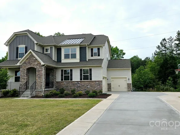 1204 Gramercy Dr, Indian Trail, NC 28079