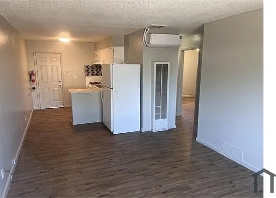 2 bed, 780 sqft, $1,149 — Photo 2