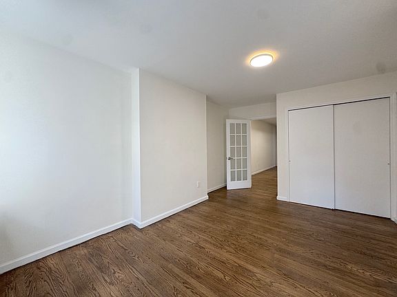 2nd image of 250 Elizabeth St #4A