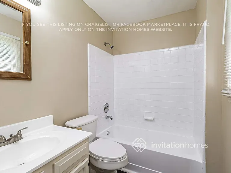 5937 Loch Arbor Ln — Photo 11