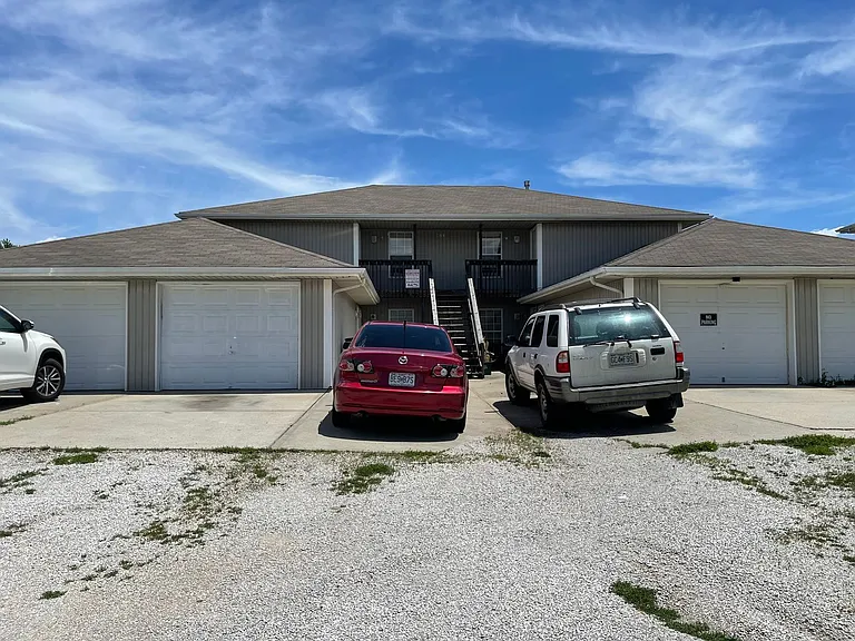 601-643 Port Arthur Rd — Photo 28