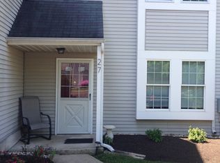27 Maple Dr, Conshohocken, PA 19428
