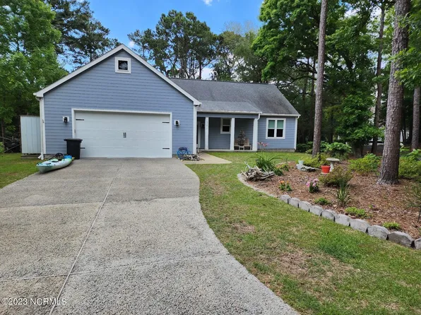 101 Cypress Court, Pine Knoll Shores, NC 28512