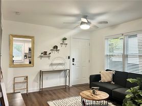 1165 Eggleston St SW, Atlanta, GA