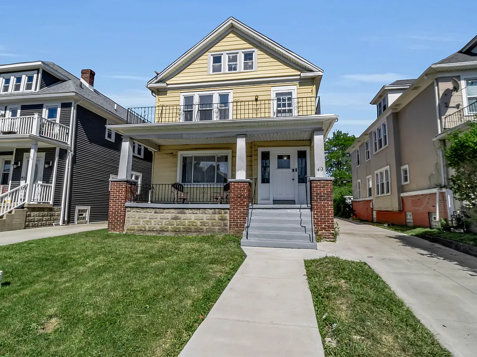 49 Virgil Ave